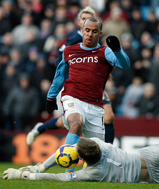 它在轻松幽 它在轻松幽